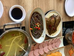 -龙聚德北京烤鸭(沙坪坝华宇A馆店)