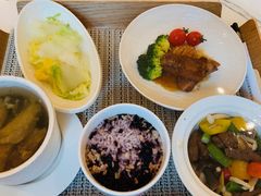 -臻儿屿月子会所(茶山店)