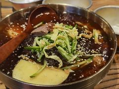 -河坝烧烤串城(银亭路店)