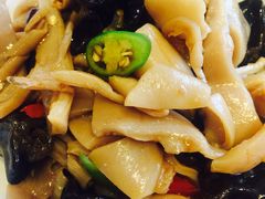 -赶海部落海鲜城(海阳路店)