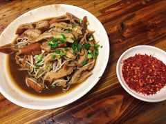 -中和裴氏蹄花(府河路店)