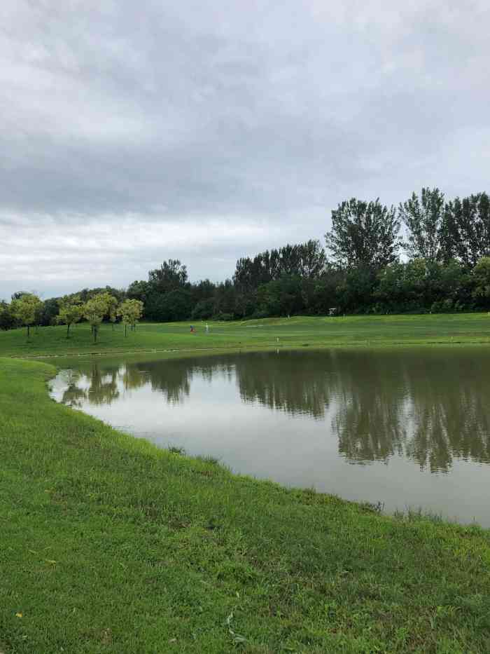 东京都高尔夫俱乐部-"距离北京不远,大概从市区走京港澳高速一个.