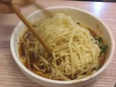 拌面-登兴鱼丸