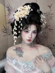 -苏州窝边小草摄影·汉服妆造跟拍(拙政园店)