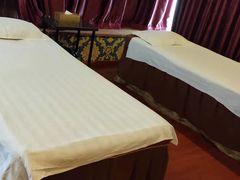 -东方亮足道(中国红街店)