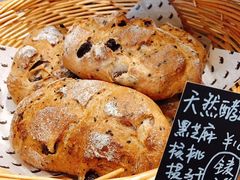 -沁屋面包店(人民东路店)