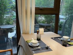 靠窗位-拂晓山房·私房川菜(西门店)