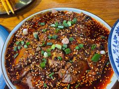 红油牛腱肉-柴窝堡22号辣子鸡·传承新疆菜