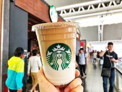 -星巴克(广州南站A18检票口楼上)