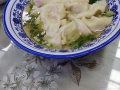 -渝之汇牛肉豌杂面