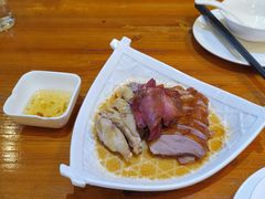 烧味三宝-金穗园·砂锅粥.醉鸡煲火锅(长寿路店)