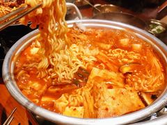 泡菜肥牛部队锅-春熙台韩国料理·章鱼肥牛(西丽店)