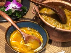 蒙自过桥米线-麦麦山云南菜(复地活力城店)