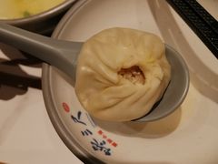 蟹粉小笼-馋三尺蟹粉小笼(人民广场店)