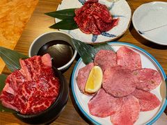 -炼火烤肉店