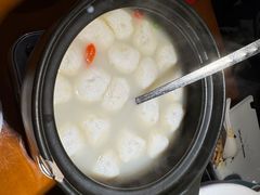 鱼尾鱼丸汤-魏铭鱼头捞饭(晋阳路店)
