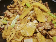 干锅牛蛙-蛙蛙叫干锅年代(簋街总店)