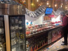 -老牌坊云南鱼豆花火锅(爱建店)