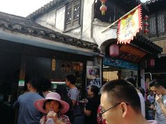 等位区-王记海棠糕(新场古镇店)