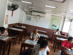 大堂-沙湾姜撞奶甜品店(昌岗中路店)