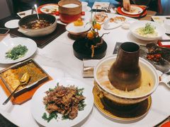 -皇城根·鲁菜济南菜·吊炉烤鸭·炒鸡鱼头(济南旗舰店)