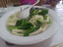 文蛤豆腐汤-北戴河庆山饭店·海鲜砂锅粥(北戴河黑石路店)