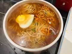 -鼎泰亨·海鲜牛肉餐厅(滨江店)