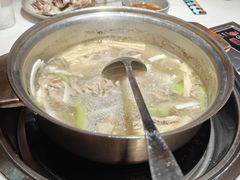 -喃喃椰·糟粕醋·椰子鸡火锅(七堡花园店)