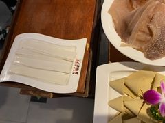 -周周有辣火锅馆(玖耀里店)