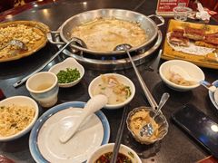 -老来福·非遗酸汤兔(凯旋路店)