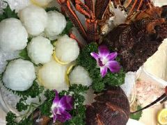 -泓炙颐凤鲜海鲜火锅料理(桐乡店)