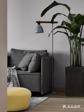 ️ ️ 81m²小两居