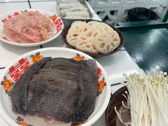 -扎起市井老火锅(乐山总店)