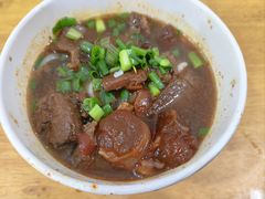 -牛师傅牛肉面(尚隆路店)