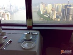 窗景-华厦大酒店·桃源西餐厅·自助餐