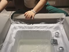 -尚足影院式足疗·住宿·美食(解放碑店)