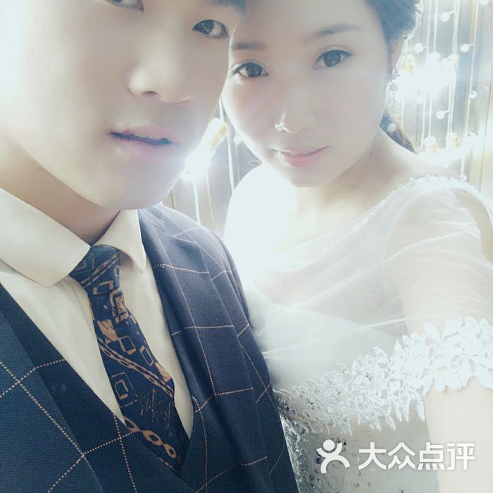李氏婚纱克丽斯汀国际影城