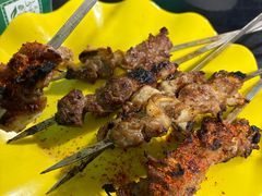 -烤肉小伙烤肉店