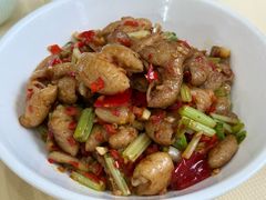 酸菜爆炒肥肠-笨罗卜浏阳菜馆(龙华鹏润达店)
