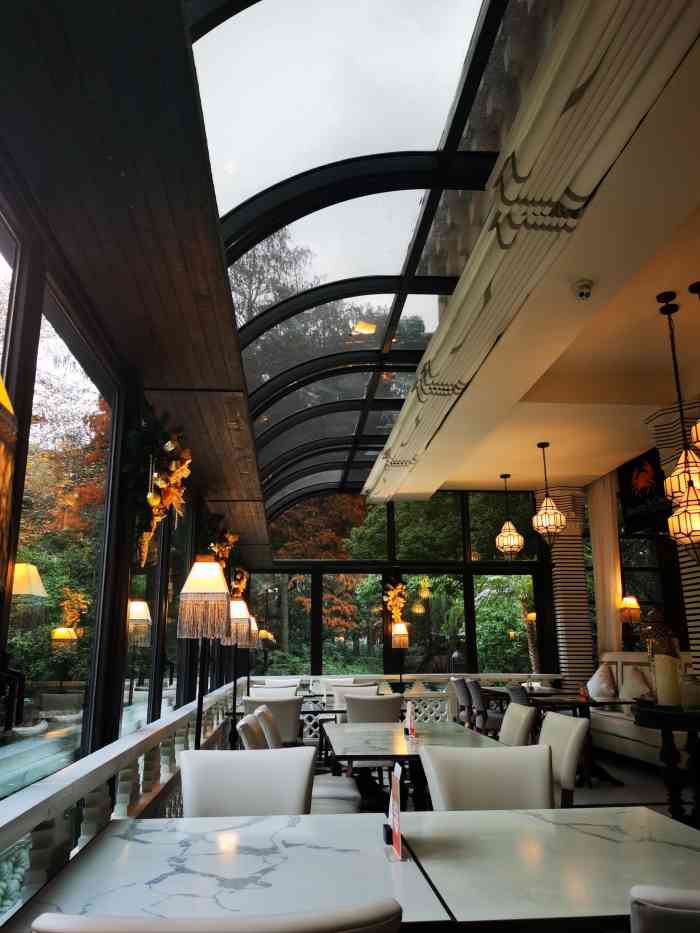 芭芭露莎-"环境好,装饰也有质感.菜色普普通通,餐附."-大众点评移动版