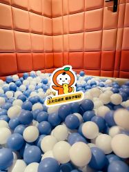 -奈尔宝·儿童乐园·亲子餐厅(华采天地店)