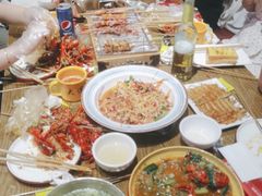 -喝丢一只鞋辣炒海鲜小烧烤(三八广场店)
