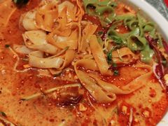 -天山集市(和家乐广场店)