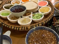 -包整·丝娃娃(一览甲秀楼风景店)