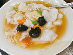 糟溜鱼片-魁盛居百年鲁菜馆(县西巷店)