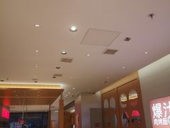 -龍歌自助小火锅(市南金茂湾店)
