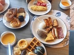 -邻海餐厅(烟台金沙滩英迪格酒店)