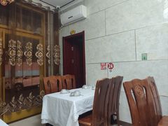 -宾朋海鲜特色美食餐厅·纯手工鲅鱼水饺(兴海路店)