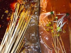 -耍哥串串香(香月湖店)