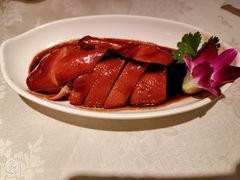 本帮酱鸭腿-三玛璐酒楼(汉口路店)